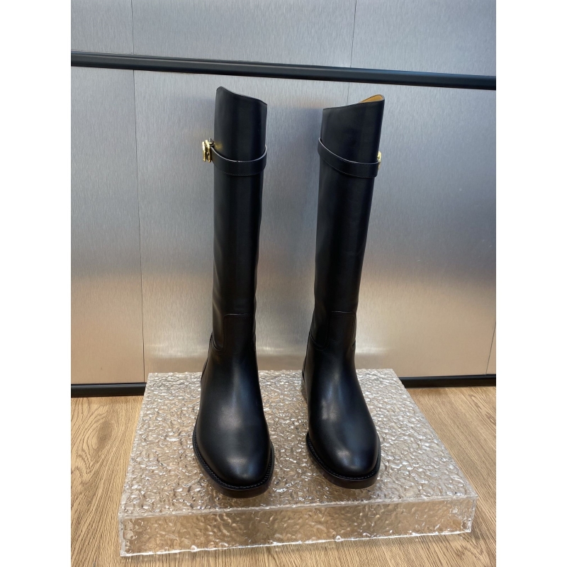 ch**an D*or boots